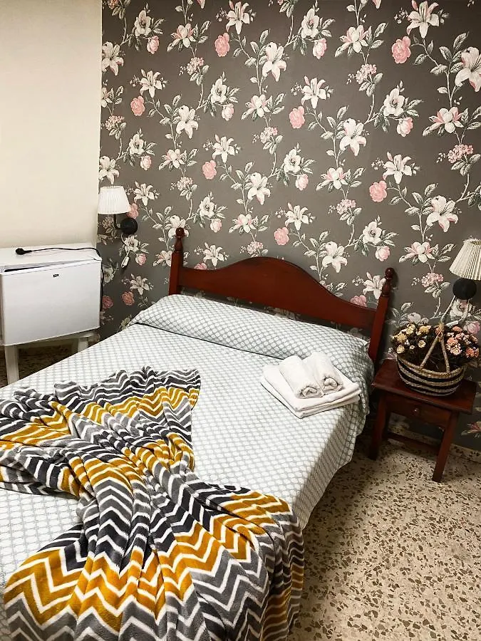 Affittacamere Hostal Azahara Nerja