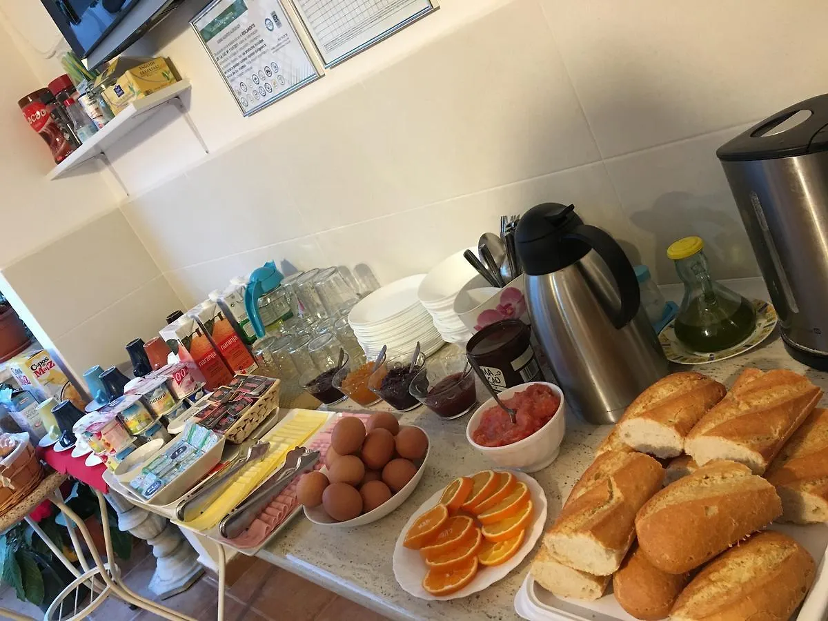 Hostal Azahara Nerja Affittacamere