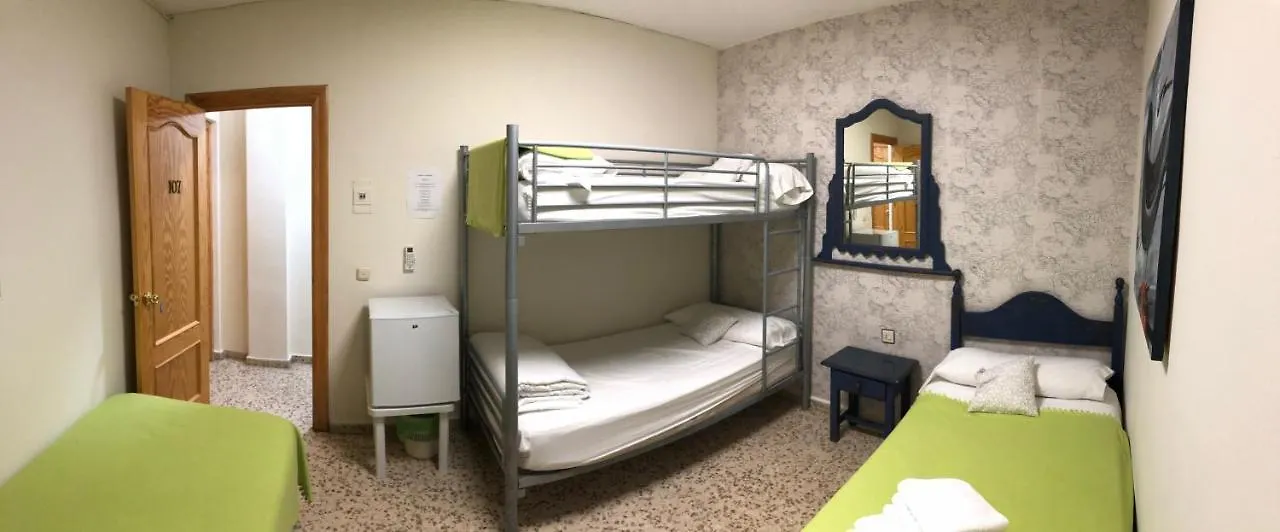 Hostal Azahara Nerja Affittacamere
