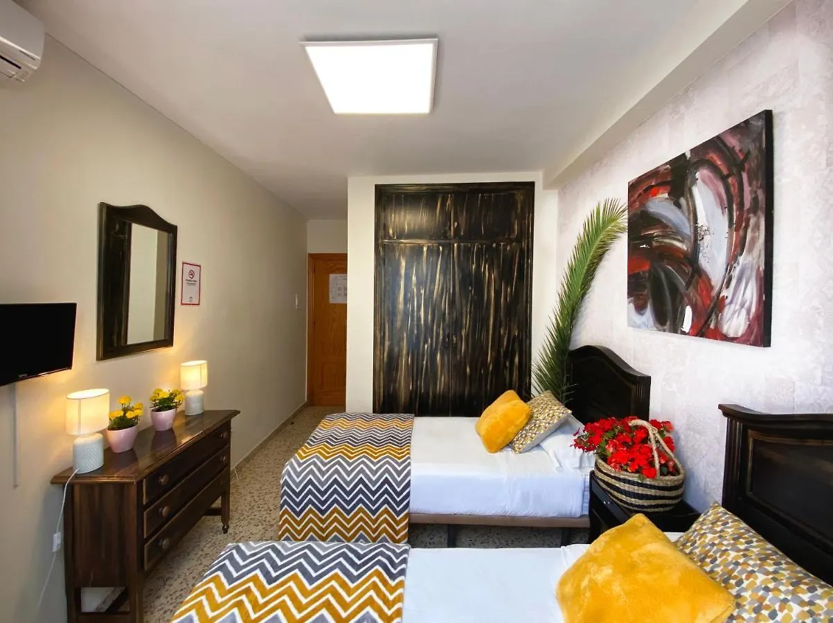 נרחה Hostal Azahara בית הארחה