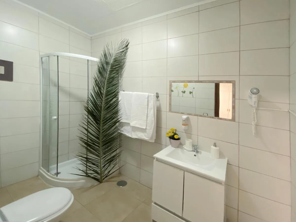 נרחה Hostal Azahara