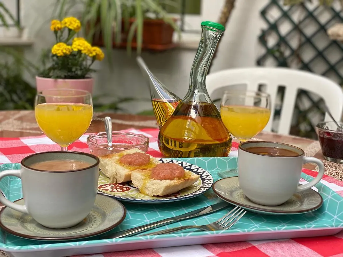 בית הארחה נרחה Hostal Azahara